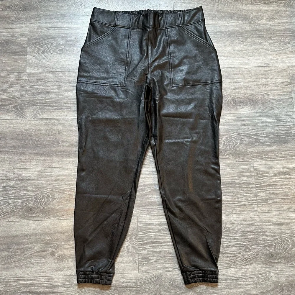 SPANX Leather-Like Joggers in Noir Black